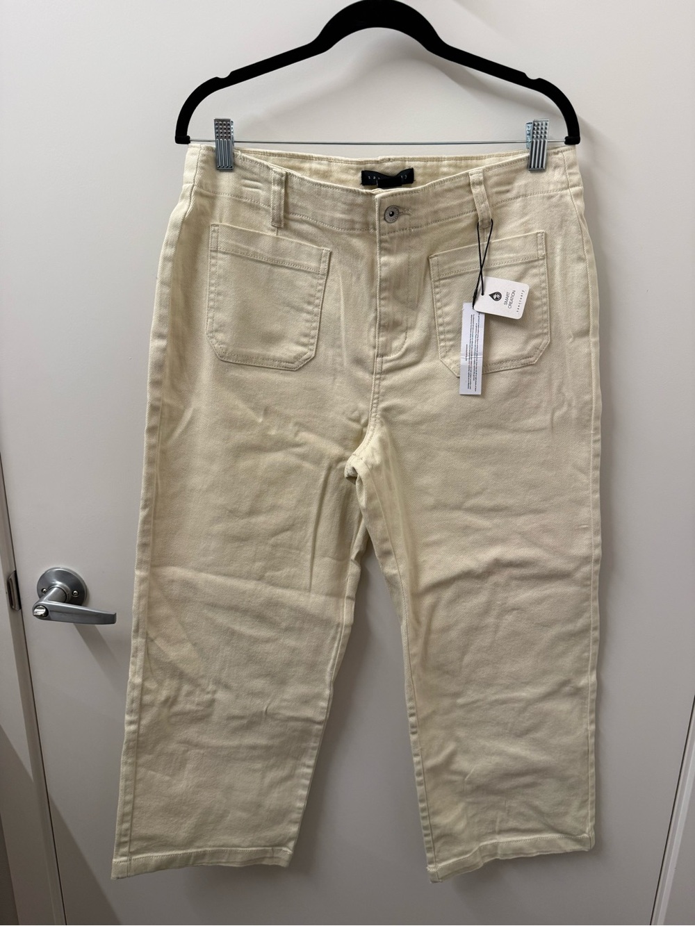 Sanctuary Cropped Straight-Leg Pants in Cream NWT